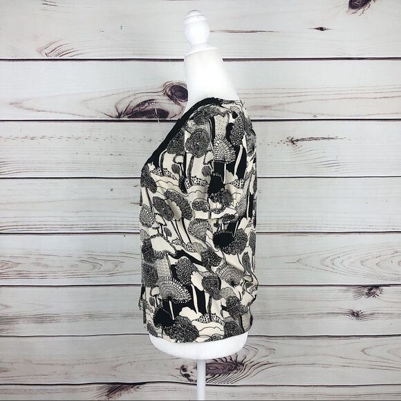 Kimchi & Blue Dainty Lace Blouse Sz XS - Picture 5 of 9